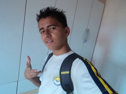 Meu pai é phoda eu sou phodinha (hahahaha)(: