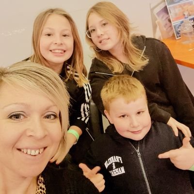 emma02520969's profile picture. The love for my family is unconditional! mum of 3 beautiful children. Digital ServicesLead@ qehkl with a degree in health studies 18/20! My job is my passion ❤