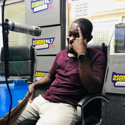 Producer of Asempa showbiz review @asempa947_fm | Entertainment & Sports Journalist| Writer | Digital Marketer| Promoter| IT Expert| worked with @kturadiogh