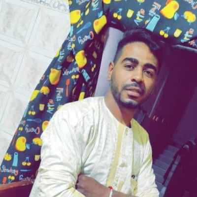 Gq33JXvXCD80NLx's profile picture. طالب جامعي في كلية القانون والعلوم السياسية 📕📘 
ولاعب كرة قدم ⚽️❣