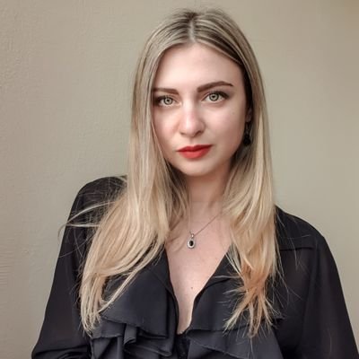 10Elenas's profile picture. Energy engineer🔧