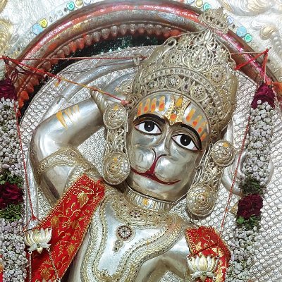 श्री हनुमानजी मंदिर, वराड़ा, सिरोही, राजस्थान, भारत 

Daily Darshan from Shri Varada Hanumanji Temple

#जय_श्री_राम

https://t.co/wObikA3vri