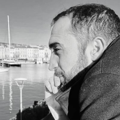 lauguesss's profile picture. ...