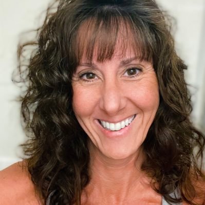 IAmCaryn2022's profile picture. Helping women rise from burnout to soul-led success | Coaching | Nervous system healing | Reinvention | 💫 Rewrite the rules. Live aligned. 💜