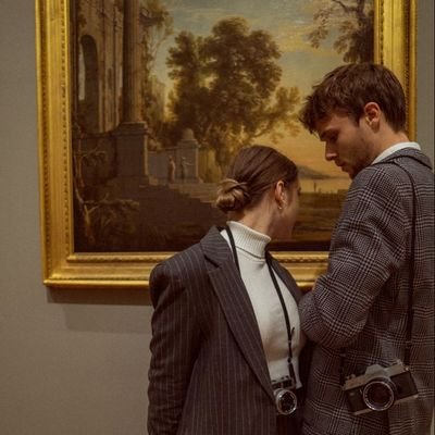 RanaMenai's profile picture. Le bonheur consiste à vivre chaque jour comme si c'était le premier jour de votre lune de miel et le dernier jour de vos vacances..

Lèon Tolstoï