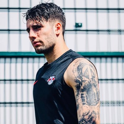 Dominik Szoboszlai_Chinese fans,Trading card collector, Sports Marketing industry practitioner, Sports enthusiast