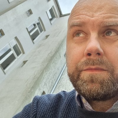 eirikurrr's profile picture. Svara ekki nafnlausum prófílum. Lífið er betra þannig