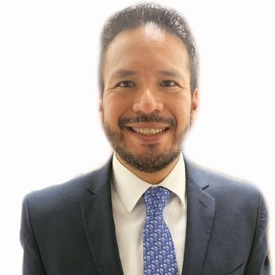 Soy abogado, tuitero ocasional, amante del café, el chocolate, el vino, una buena charla y las cosas simples