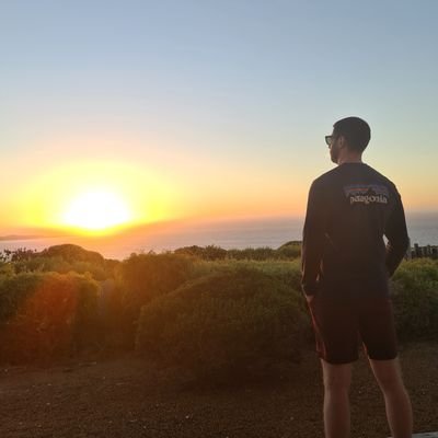 fionnzo's profile picture. Dublin will always be home.
Sport of any kind.
Gaeilge.
Dochtúir.

Views my own. Re-tweet or like isn't an endorsement.