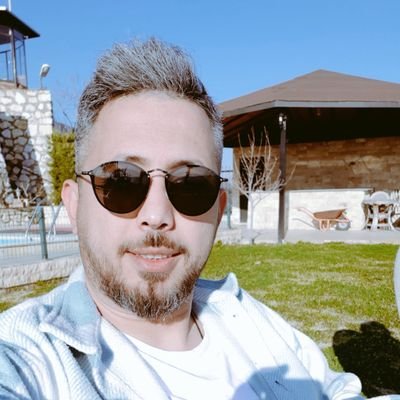 Burakkolee's profile picture. var ile yok arası