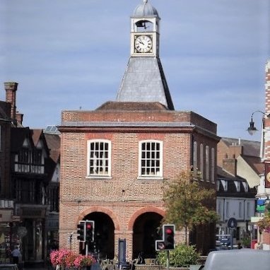 Born in the borough 1947. Grew up in Reigate. Attended Holmesdale and Priory schools. Lived in Holmesdale Rd and Cornfield Rd. I still return whenever possible.