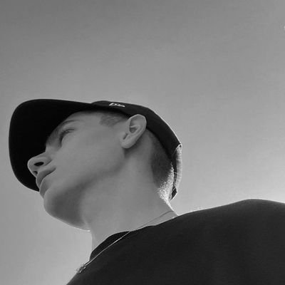 gbfranca98's profile picture. 021 
🏖
ativei