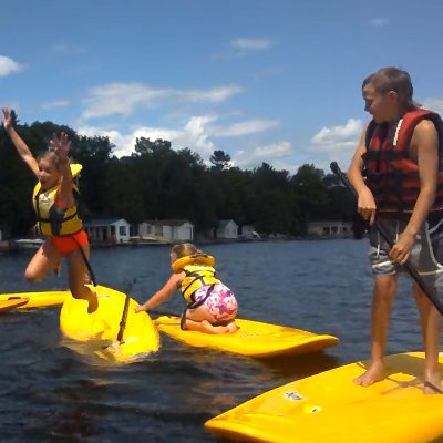 A Mobile Camp servicing Kawartha Lakes and Haliburton Highland. Specializing in fun in the sun and spreading the love of God.
A ministry of One Hope Canada