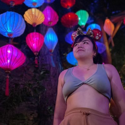 anthroholicc's profile picture. 🏋️‍♀️ Crossfitter
🐻 Always Hangry 
👩‍🎓MA Anthropology . 
🦴 NHM Volunteer