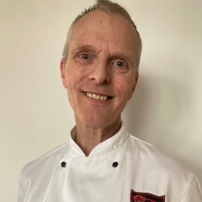 Group Chef for school catering. Born again Christian,Loving husband to my wife and father to my sons. A lover of all things French🇫🇷 Renaissance/Baroque music