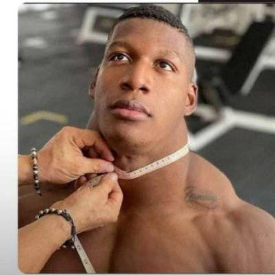 YOUR FAVOURITE TAILOR
I follow back instantly
I unfollow if you don't follow back trust me