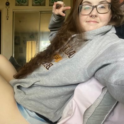 ’𝟿𝟻 ✌︎︎ survivor • advocate • lover of all things strange & unusual • true crime enthusiast • cat mom • peace over pride ☮︎︎ kindness is easier ♡︎ Mel ∞👼💐☁️