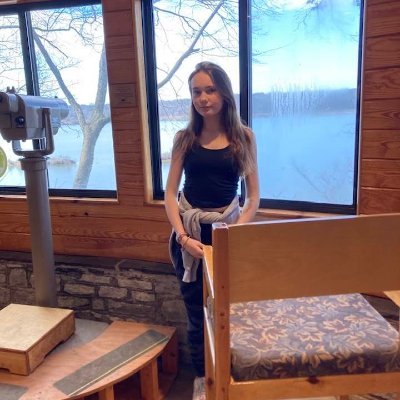 Missy27357480's profile picture. Love God!