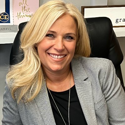 Principal of Cutchogue East Elementary School
Co-creator #G2Great Blogs https://t.co/0FmXi12kcN https://t.co/ntvV9wWdFu