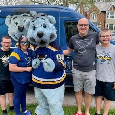 dlcarst's profile picture. Hockey & movie fanatic.