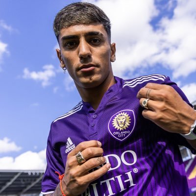 qigangusa's profile picture. Good man