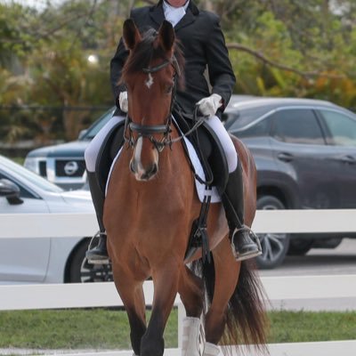 AhoyCaptJack's profile picture. happy wife happy life