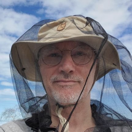 I am (donc je suis) an open(minded) communicator based in Rimouski, QC. Personal archive: https://t.co/bYDXdTgTNK Pro tweet archive ⇒ @ChristianAubry.