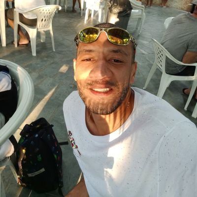 Tiro, porrada e bomba!
fiz Direito 👨⚖
SÃO PAULO FUTEBOL CLUBE 🇾🇪 🇾🇪 🇾🇪