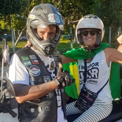 EveBarconi's profile picture. #FechadoComBolsonaroSempre