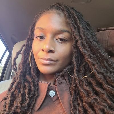 lady_urbane's profile picture. 🛸♍🥑🧠