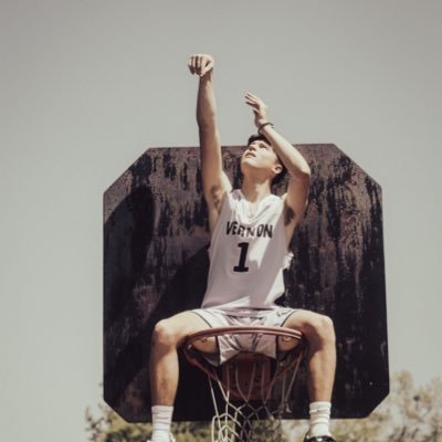 Lamar county bulldogs| Class of 22|6’2 205|SG/SF 📲 662-549-2501