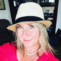 n Joy (@snowdonnancy) 's Twitter Profile