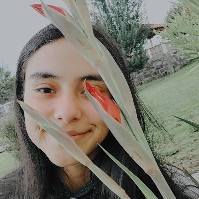 Cuenta donde subo fotos de mi con las plantas que voy conociendo a lo largo de mi vida.❤🌼🌸