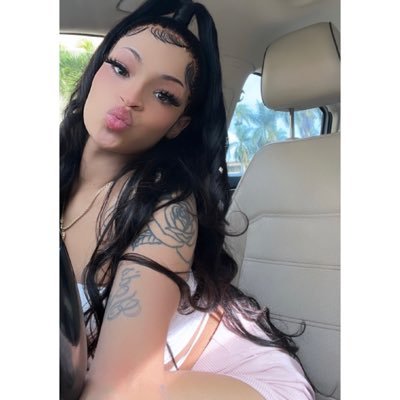 marahmariex's profile picture. RIP kee kee 🦋 #boymom👩‍👦‍👦