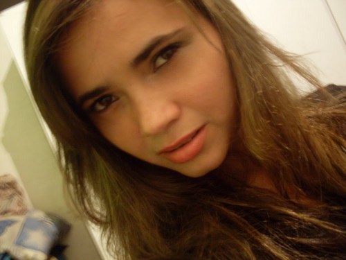 VALERIARIBEIR11's profile picture. :)