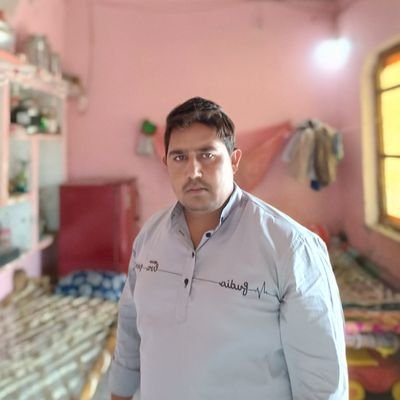 राजनीति का रंग भी बड़ा अजीब होता हैं,
वही दुश्मन बनता है जो सबसे करीब होता है