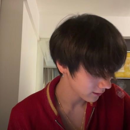 ladyflowerz's profile picture. 