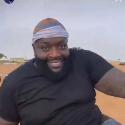 sab5145's profile picture. a weirdo with an internet connection