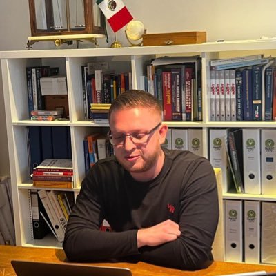 rEdOnE_13's profile picture. 🇲🇽 ❤ 🇩🇪 🧠 👨🏼‍💻 🖖 ExaTec | Earthling 🧑🏻‍🦰| 3 Continents | 14 Länder | Políglota | 読者 | 🦸 Jusilu… & 🥷 SCC… | 🌍 Speaker #AlwaysWell