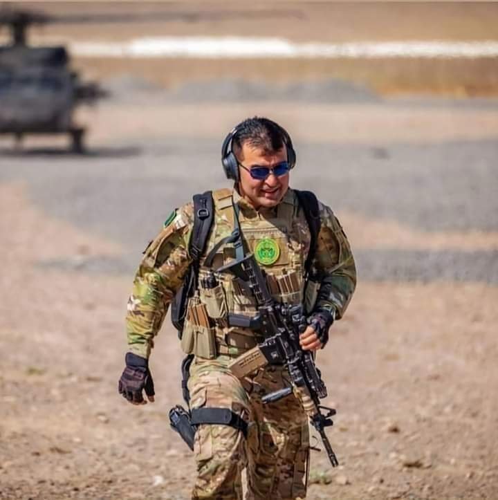 يا وطن يا کفن❤️🇦🇫🇦🇫☝مرګ پر پنجبسپيانو💀
#NDS#PTM💝#ازدی❤️🇦🇫🇦🇫