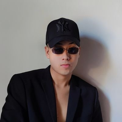 delossantosjstn's profile picture. Win ning