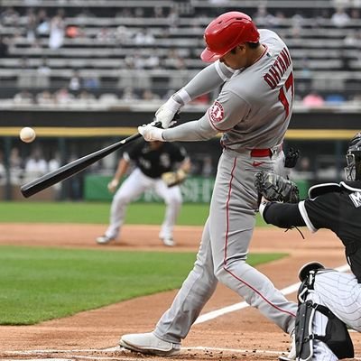 生粋のG党。何より野球好き。MLB、JAZZ、大谷翔平、松たか子、superfly、筋トレにより肉体改造中♪
