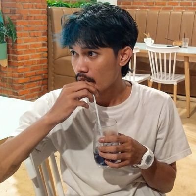 Gua lebih suka jadi orang indonesia dari pada jadi orang ketiga