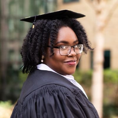 all views are my own ✍🏾 aspiring solicitor working in HE sector▪︎ trustee @studenthubs▪︎TEDx speaker▪︎ SDG4 through One Step Closer Inc 🎓▪︎fluent in GIFs