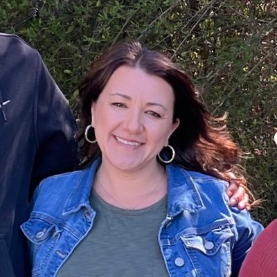 mariecmansfield's profile picture. Wife 👰🏻‍♀️ Mother of 3 🧑🏽‍🦱👧🏽👧🏽 Teacher for the visually impaired 🤓 Life long learner 📚