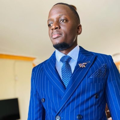 DavidSsewagudde's profile picture. Economist , Marketing &Sales specialist and Passionate about the law, Critical thinker,Argumentative #Rotaractor.