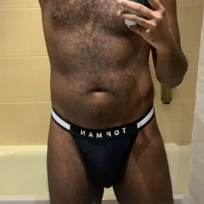 bttmversmix's profile picture. 33/Gay Bttmvers | He/Him | Formally @BttmMix Love the male body - Face, Arms, hands, legs. Especially soles of feet, of course dick and ass 😏😉 DM’s open