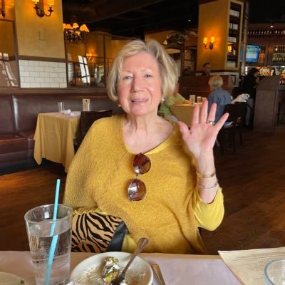 zelmawi05962760's profile picture. 