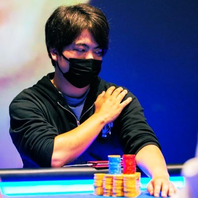 パリコレイヤー/元東京ポーカー界隈出身/NLHよりもmix系の方がプレー多め/実績→JOPT PLO FT進出二桁 入賞5回 優勝1回 /アミューズから1万点チップが無くなることを切実に願っています。反応薄めのツイ消し多め