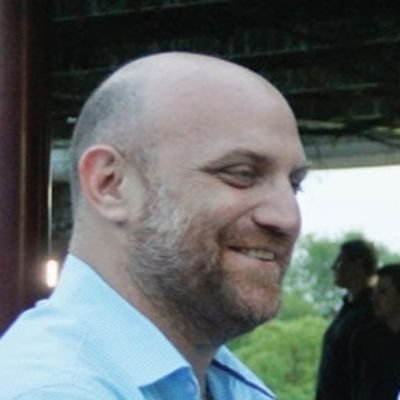 Martín Strilinsky. periodista de oficio. Conduzco #PrimerIntento en @0221comar de lunes a viernes 8 AM